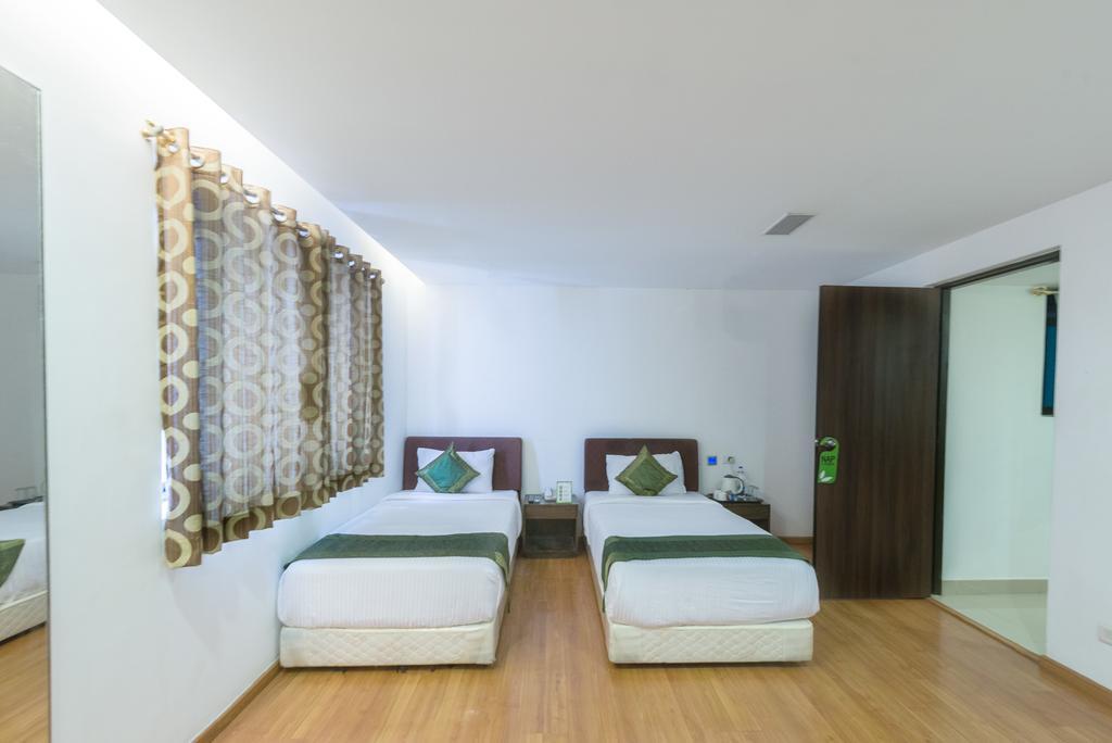 Grand Marena Hotel Chennai Exterior photo