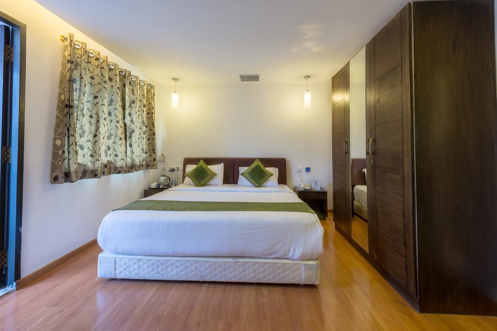 Grand Marena Hotel Chennai Exterior photo