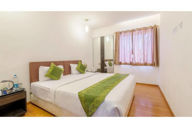 Grand Marena Hotel Chennai Exterior photo
